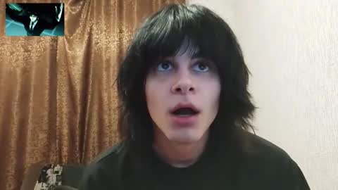 gushill_ online show from December 18, 12:39 am