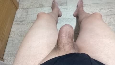 gusiion_ online show from August 3, 3:40 pm