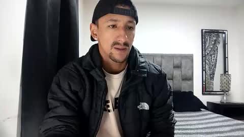 karim online show from February 11, 10:41 am