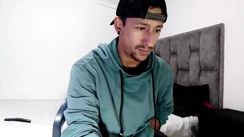 karim online show from February 23, 1:10 pm