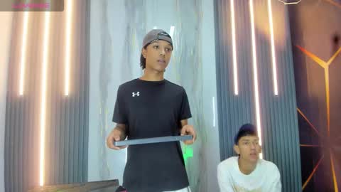 guys_hard_cock online show from March 25, 8:15 pm