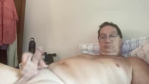 Snapshot of gwashere4u chatting on September 8, 2:16 pm gwashere4u online show from September 8, 2:16 pm