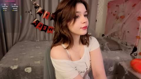 Lisa online show from November 4, 1:29 am