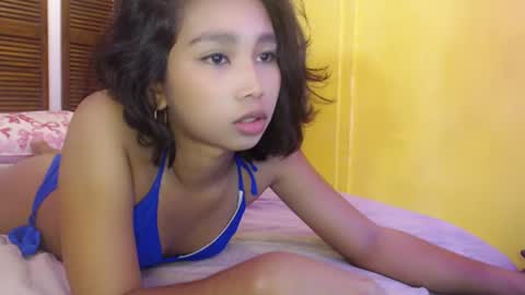 gwyneth_licious online show from June 12, 12:37 pm