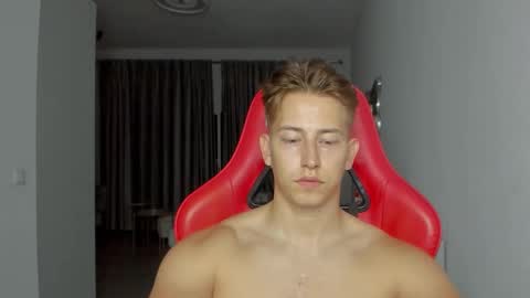 Oliver online show from October 20, 11:43 pm