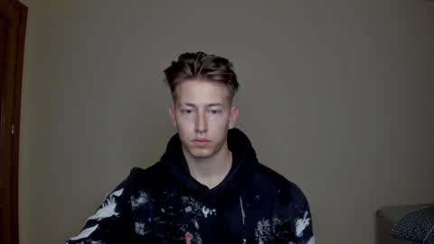 Oliver online show from February 7, 8:10 pm