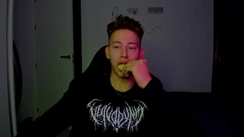 Oliver online show from February 9, 1:20 am