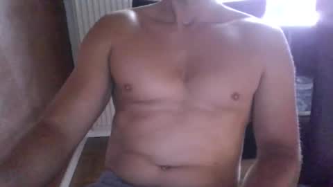 gymxxx_ online show from June 6, 6:19 am