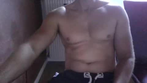 gymxxx_ online show from May 23, 4:52 am