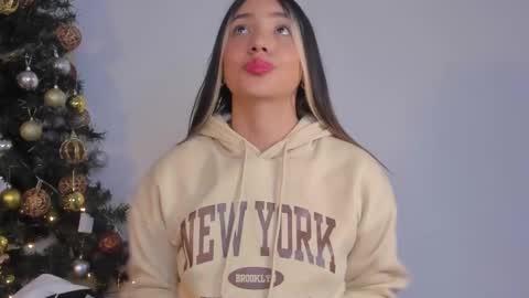 Paulina  online show from December 21, 11:55 am