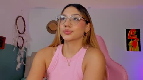 Paulina  online show from March 31, 11:05 pm