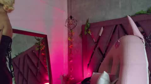 Haely online show from February 14, 12:30 pm