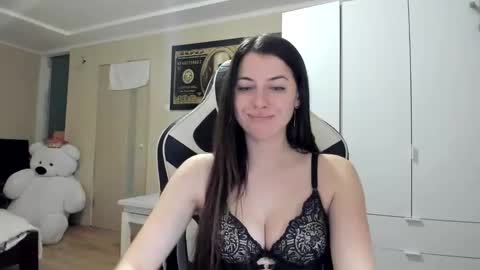 Sk     pe     Anya388109 online show from November 5, 9:50 pm