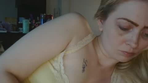 Hailey and d online show from March 6, 9:41 am