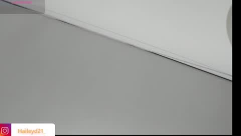 Hailey online show from January 19, 12:09 am