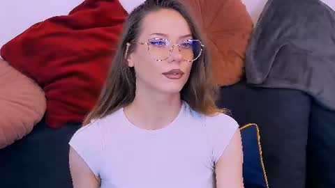 Carla online show from August 3, 7:31 pm
