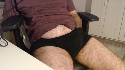 Snapshot of hairy_boy29 chatting on September 18, 9:08 pm hairy_boy29 online show from September 18, 9:08 pm
