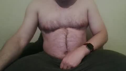 hairychest222141 online show from February 25, 11:43 am