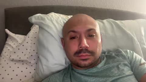 hairyman30000 online show from December 2, 1:04 am