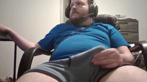 hairymikey online show from April 24, 5:09 am