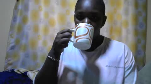 hairypussybigassy001 online show from February 17, 7:58 am