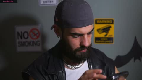 HairyRobXxX online show from November 23, 7:56 pm