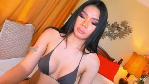 YOUR SIDECHIC HAILEY online show from May 19, 1:56 am
