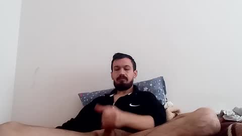 Snapshot of halilcik chatting on December 29, 11:50 am halilcik online show from December 29, 11:50 am