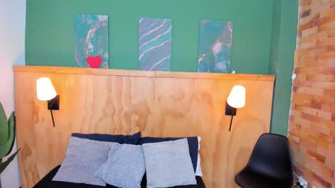 Halley Lorens online show from October 20, 7:19 pm