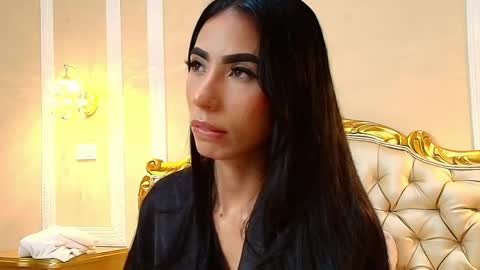 Hallie Stone online show from April 22, 1:18 pm