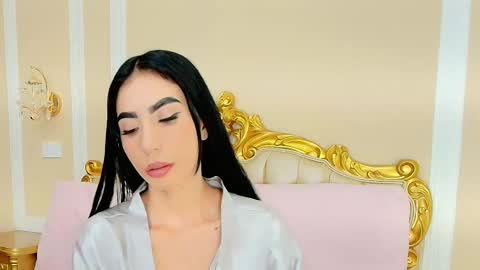 Hallie Stone online show from January 13, 1:08 pm