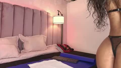  Hally Bans  online show from March 18, 7:31 pm