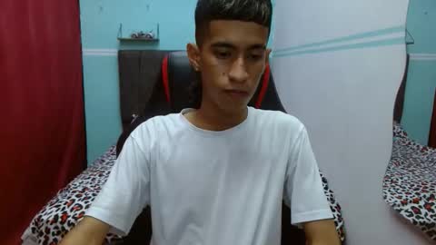 hamcummboy20 online show from November 1, 5:28 am