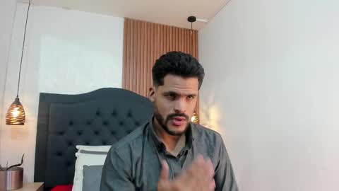 Hamilton online show from October 4, 3:37 am