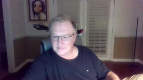 Han online show from December 10, 11:11 am