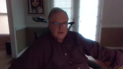 Han online show from April 22, 11:17 am