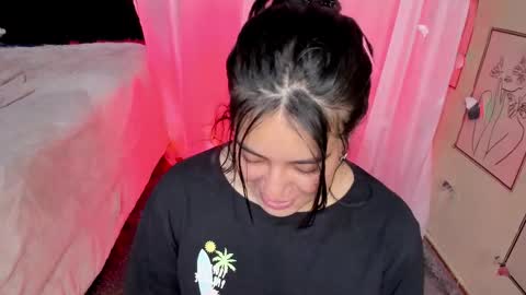 Hanah Montana Independent model online show from November 25, 1:21 pm