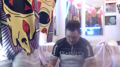 hank rams online show from February 3, 8:13 pm