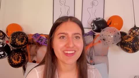 hanna__evans_ online show from October 29, 2:19 pm