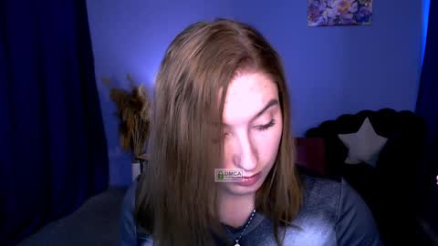 hanna_blondee1 online show from December 24, 11:22 pm