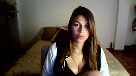 Snapshot of hanna_charming chatting on December 27, 10:05 pm Hanna charming online show from December 27, 10:05 pm