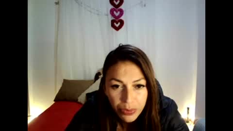 Snapshot of hanna_charming chatting on February 23, 12:51 am Hanna charming online show from February 23, 12:51 am