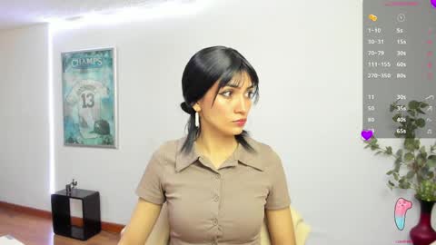 Sara online show from June 2, 1:57 pm