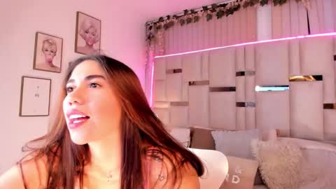 Hanna Klover online show from February 25, 4:05 am