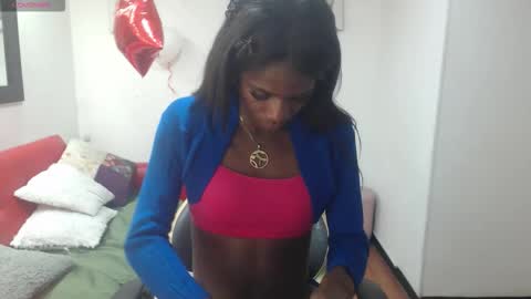 hanna_lamber online show from March 16, 12:31 pm