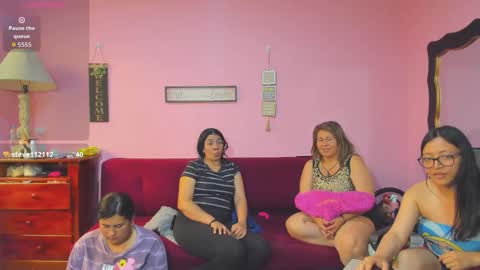 Hanna online show from November 21, 4:49 pm