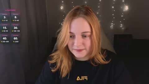 Snapshot of hanna_melon chatting on October 15, 8:20 pm Hanna next stream is Mo 8pm-6am by CET online show from October 15, 8:20 pm