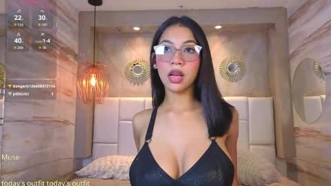 hanna_vic online show from April 25, 9:12 pm