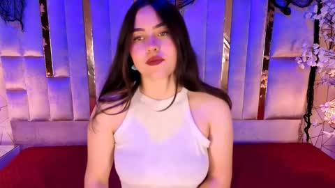  Hanna Collins  online show from November 6, 1:47 pm