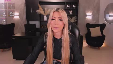  Hanna Connor  online show from September 12, 8:33 pm